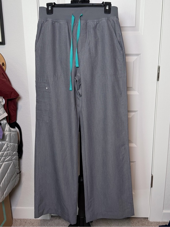 Figs Pants - Figs Women's Wide Leg Scrub Pants in Gray with Teal Drawstring
